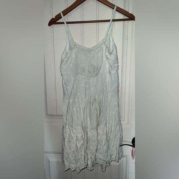 Light sage green mini dress. Size M - Picture 2 of 2